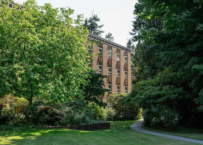 Pacific Spirit Hostel Vancouver